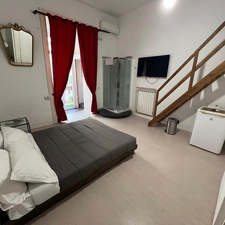 Carafa'S Central Apartment By Hhn Naples Exterior photo