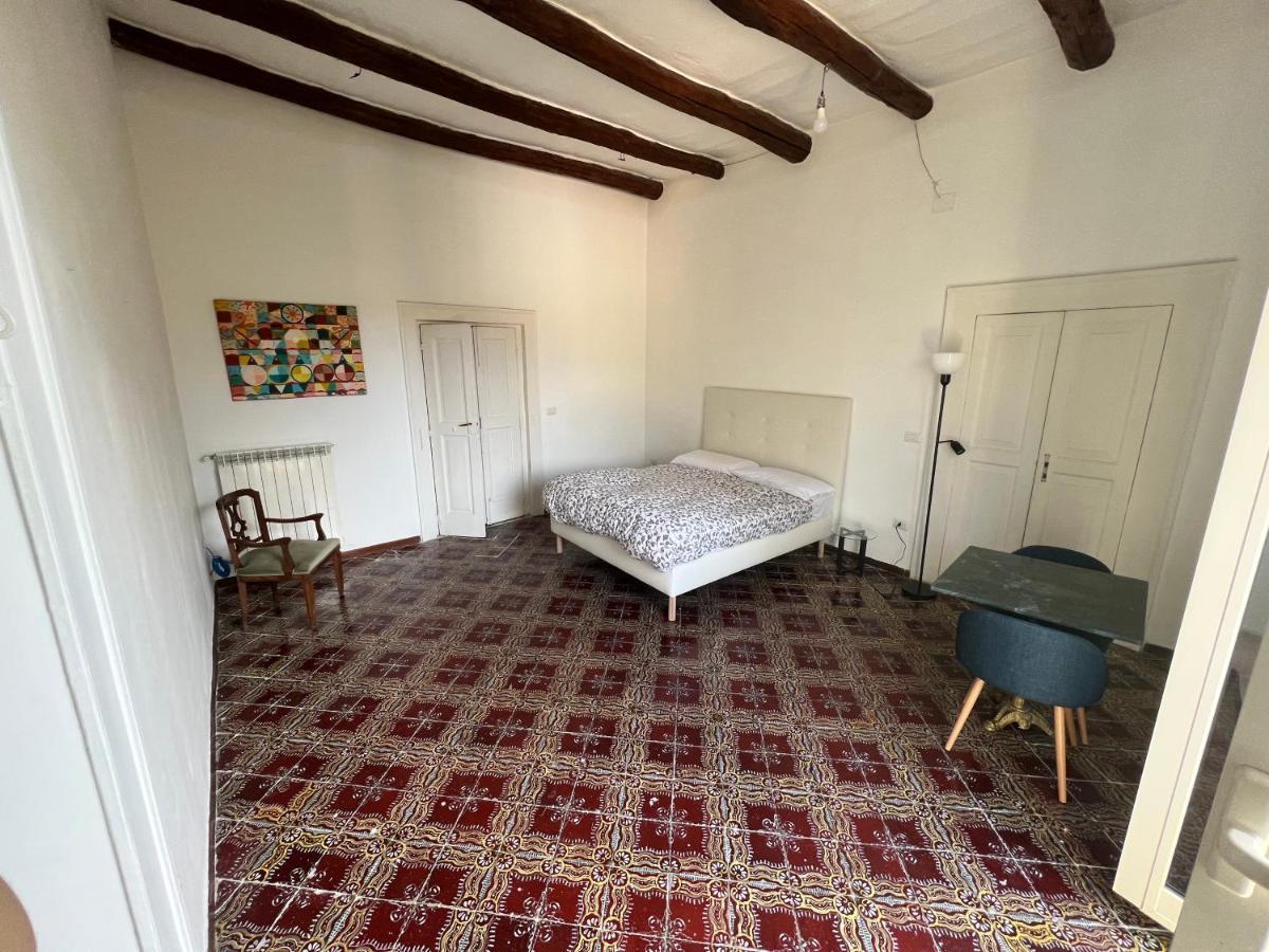 Carafa'S Central Apartment By Hhn Naples Exterior photo
