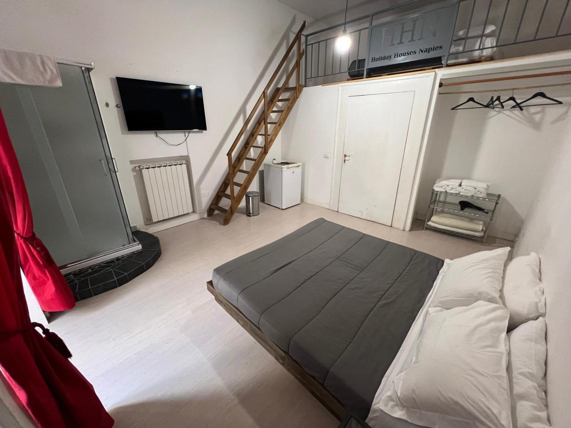 Carafa'S Central Apartment By Hhn Naples Exterior photo